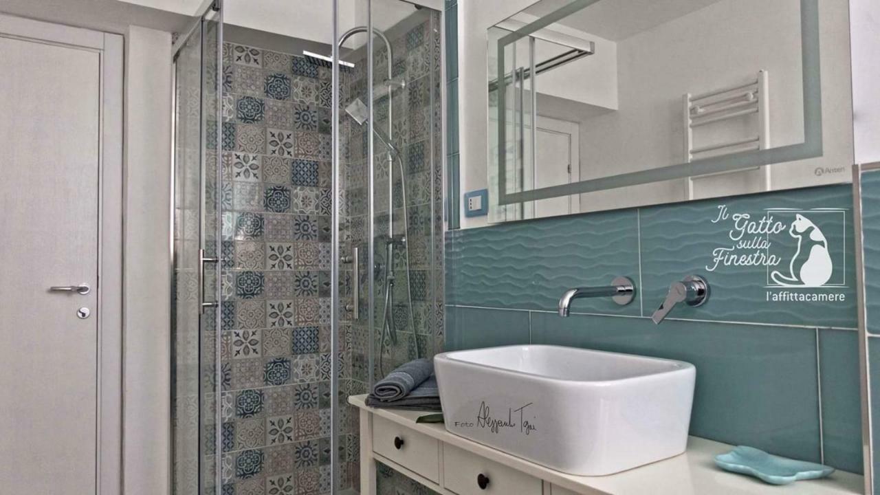 Il Gatto Sulla Finestra Hotel Йези Екстериор снимка