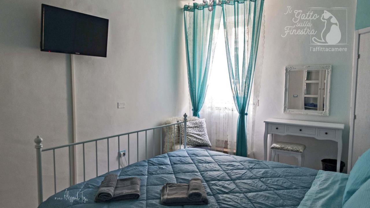 Il Gatto Sulla Finestra Hotel Йези Екстериор снимка